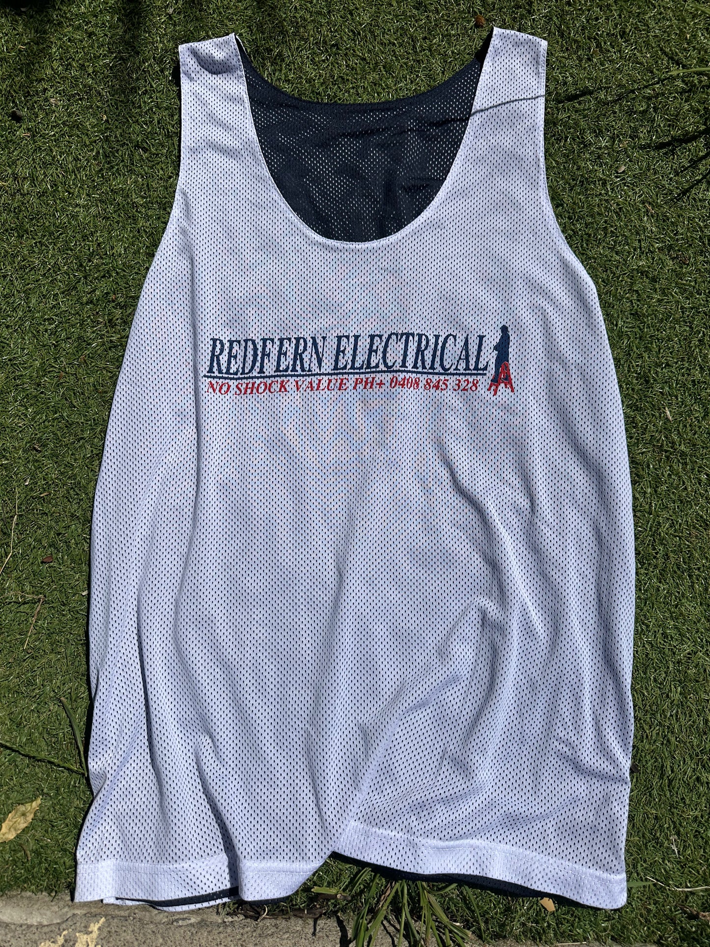 Reversible basketball training singlet