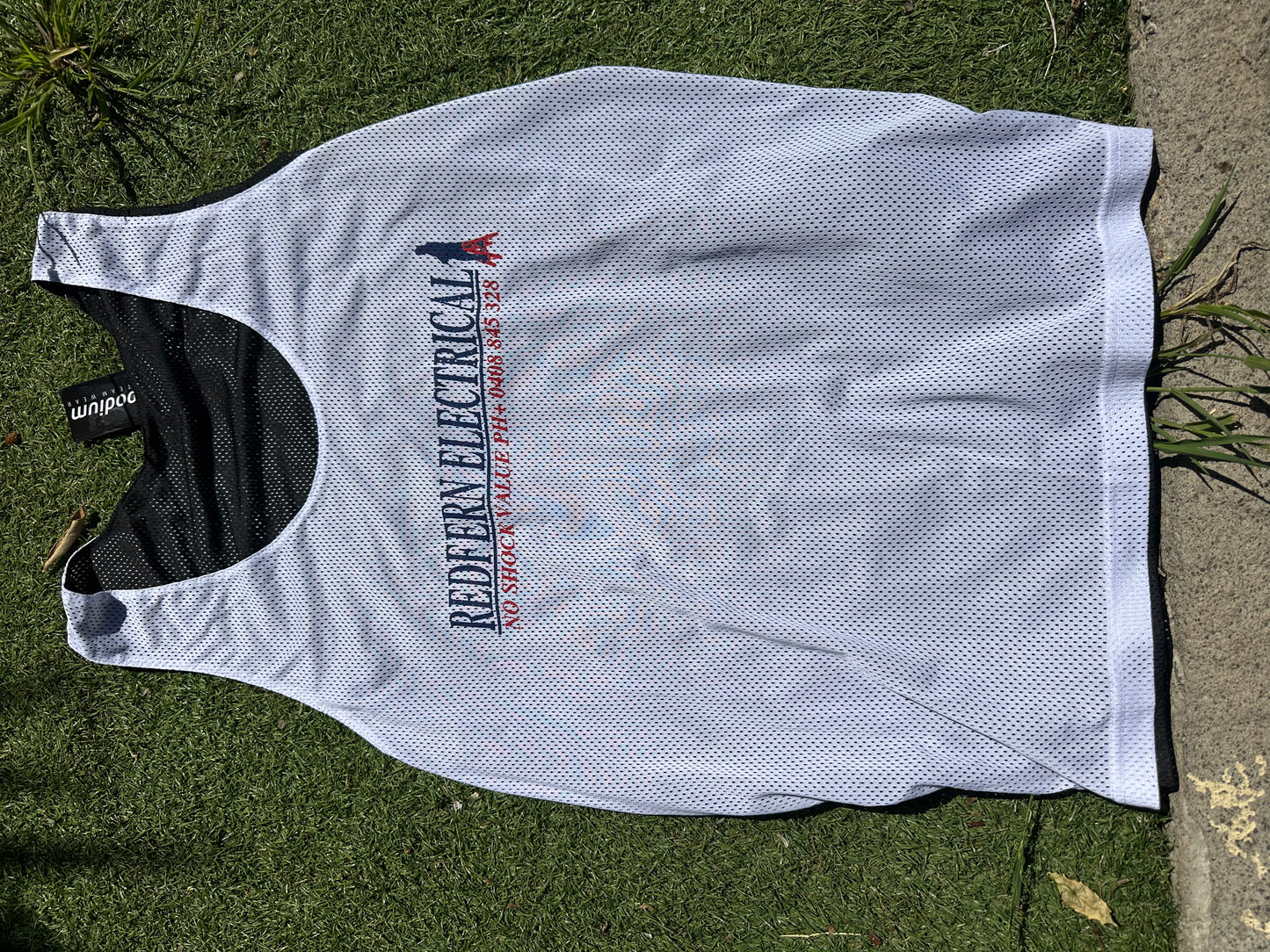 Reversible basketball training singlet